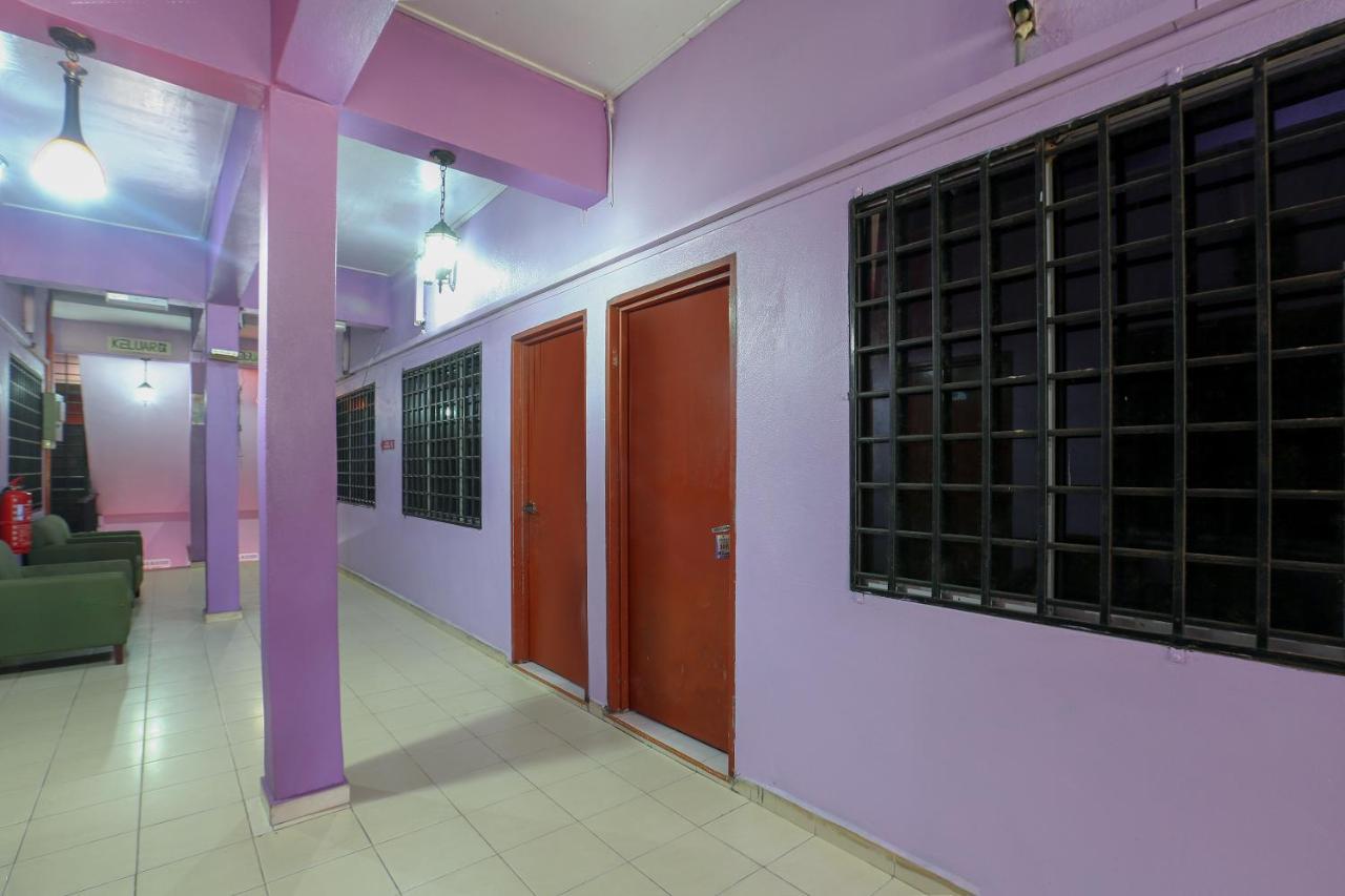 Oyo 89892 Hotel Jeli Inn Exterior foto